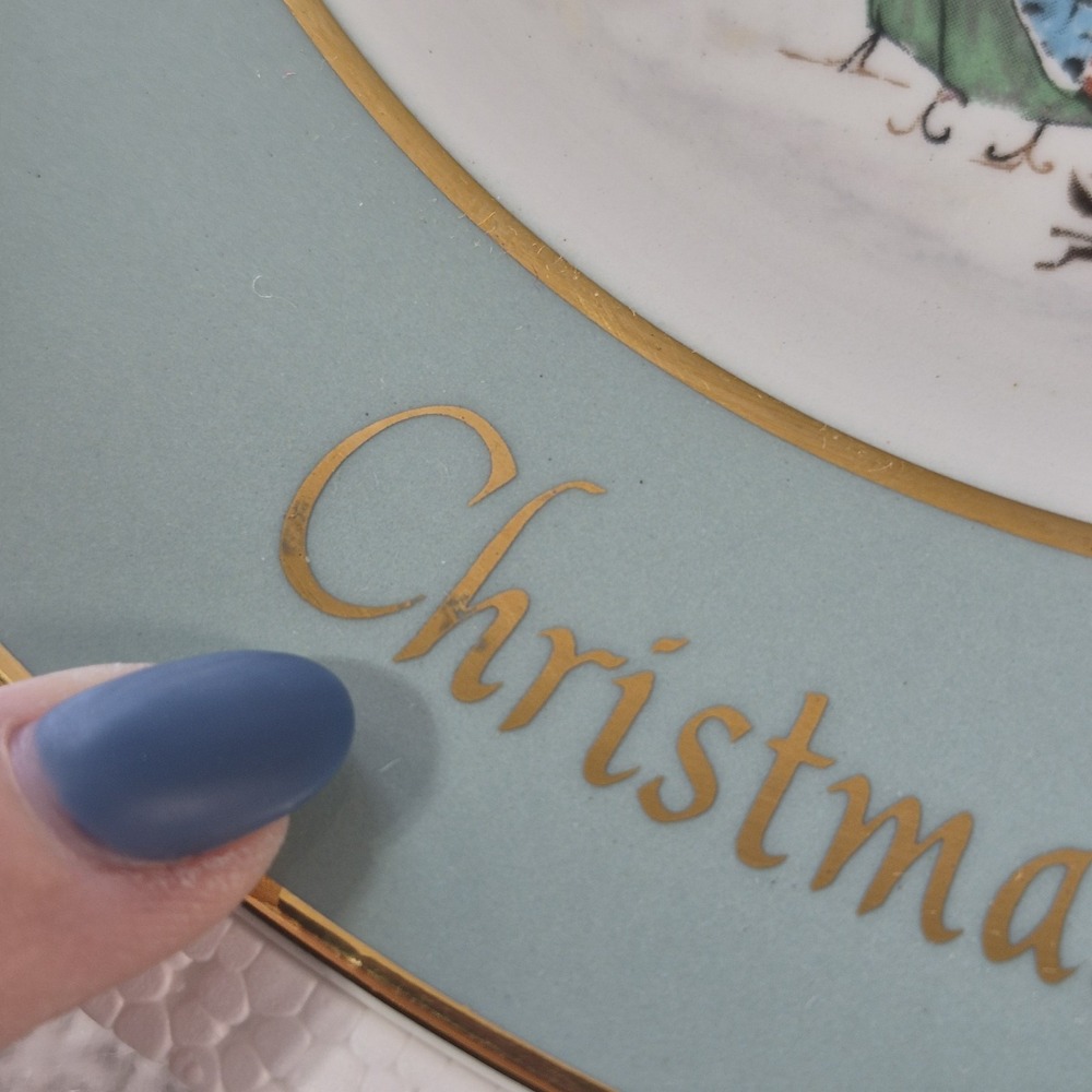 Avon Christmas Plate "Country Christmas" 1980- Vtg 8th Edition 22k gold trim - Picture 13 of 16